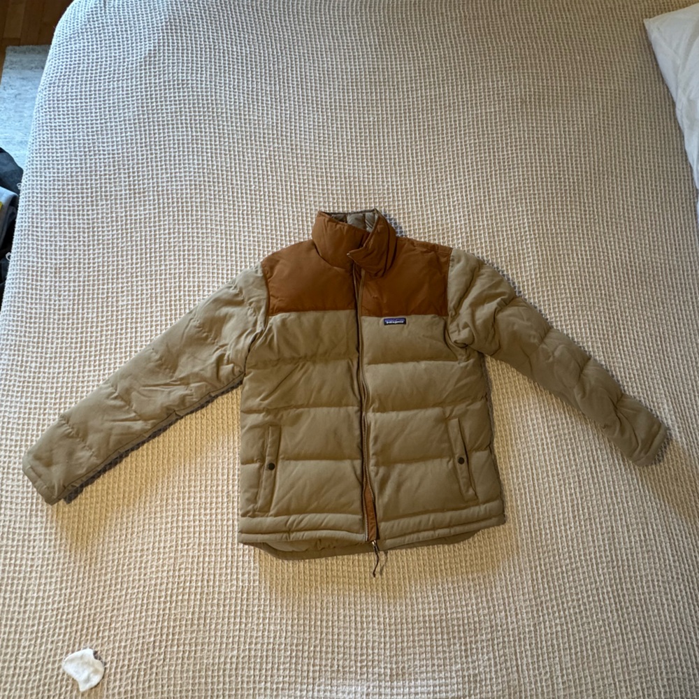 Men’s Patagonia Tan and Brown Puffer Jacket